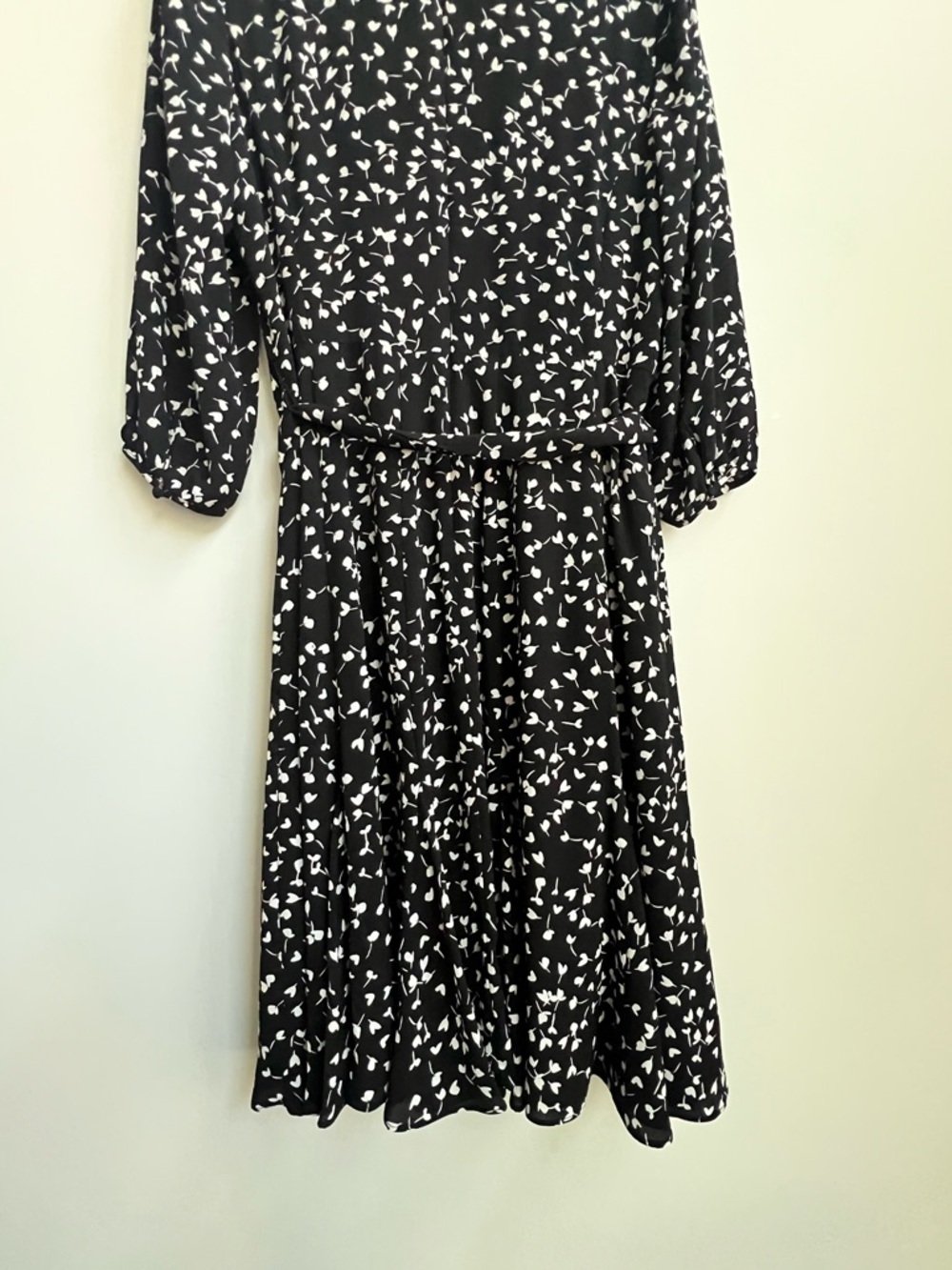 Talbots Floral Fit And Flare Dress Black Feminine Office 10 Classic Sophisticate - Picture 12 of 14